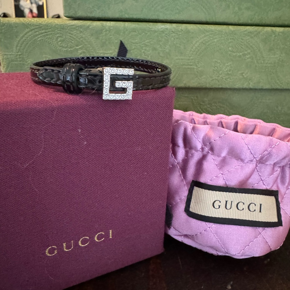 Gucci Black Leather Bracelet with Crystal G Logo